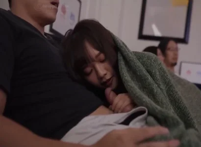Cô em họ đáng yêu làm tôi chìm đắm
